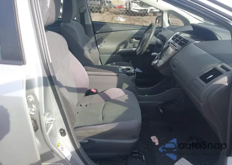 2013 Toyota Prius V Three z USA, uszkodzony, nr VIN JTDZN3EU5D3255365